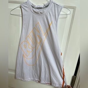 Size M Nike run tank